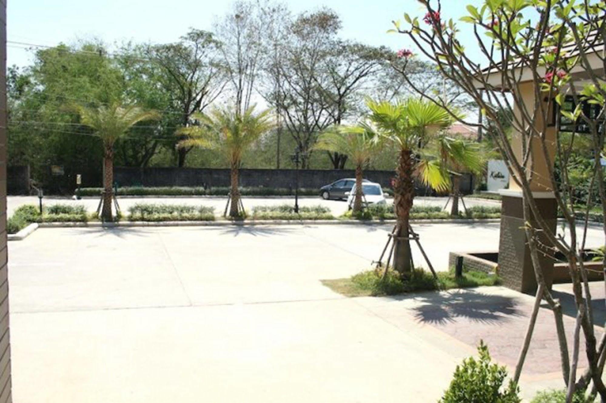 Kitlada Hotel Udonthani Экстерьер фото